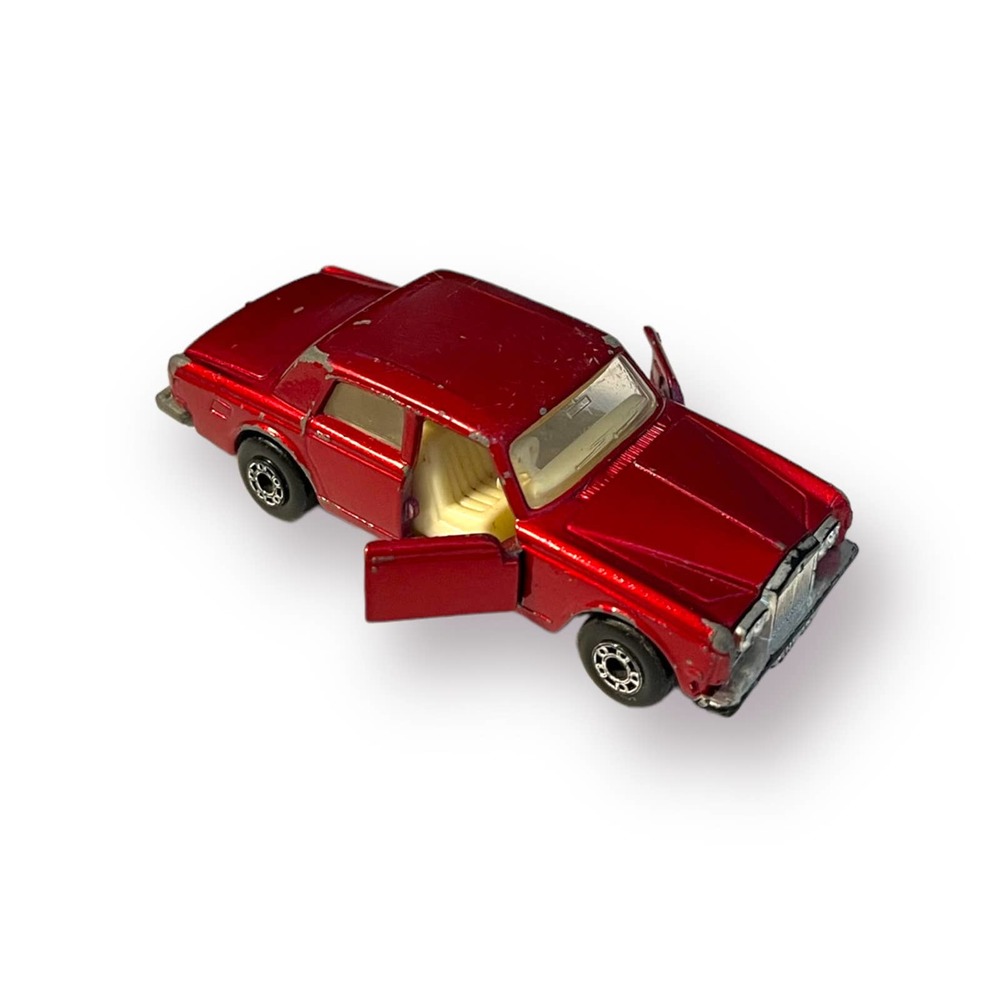 Vintage Matchbox Lesney 1979 Superfast No. 39 Rolls Royce Silver Shadow red